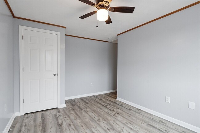 Building Photo - 4 Moran Ct