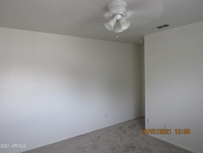 Building Photo - 2311 E Hazeltine Way