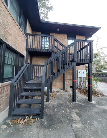 Building Photo - 2832 Park St