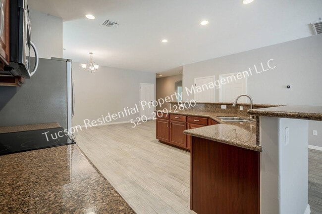 Building Photo - 7334 E Alderberry St