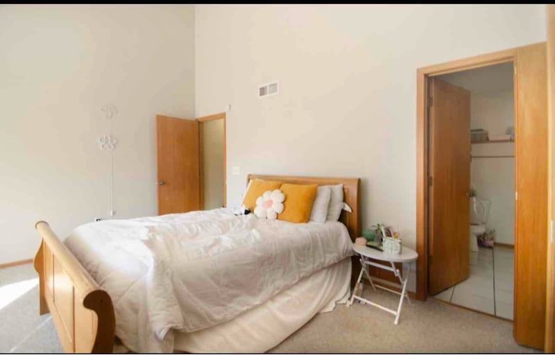 Building Photo - 2829 Springdale Ln