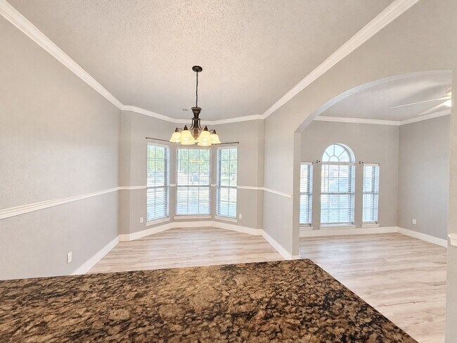 Building Photo - 5709 Parkwood Trail