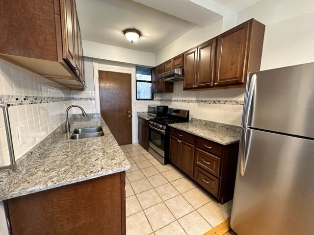 Building Photo - 5463 S Ingleside Ave