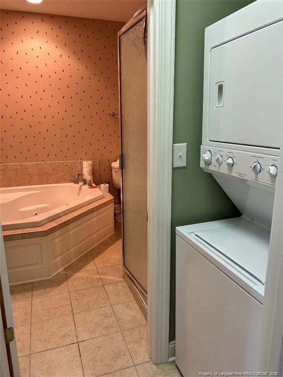 Building Photo - 4890 Independence Dr