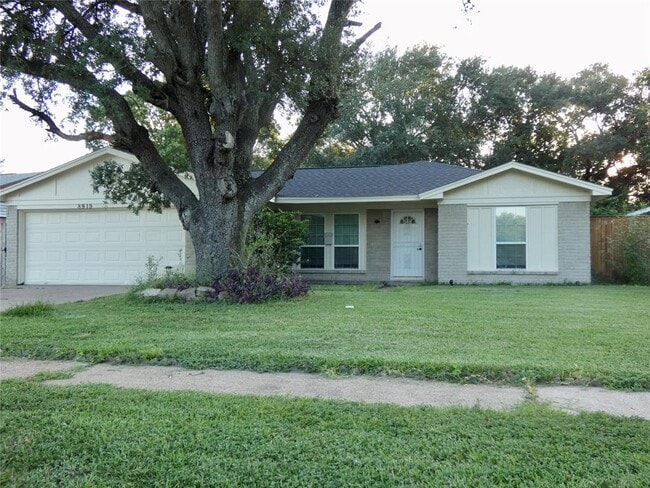 Primary Photo - 8919 Winding River Dr
