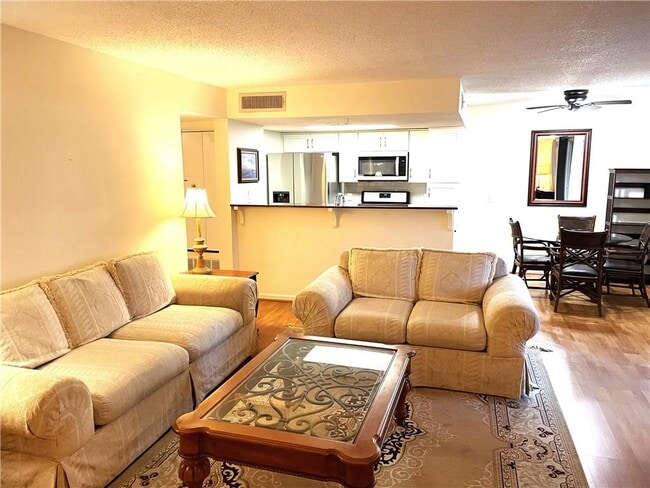 Building Photo - 3083 Westwood Way