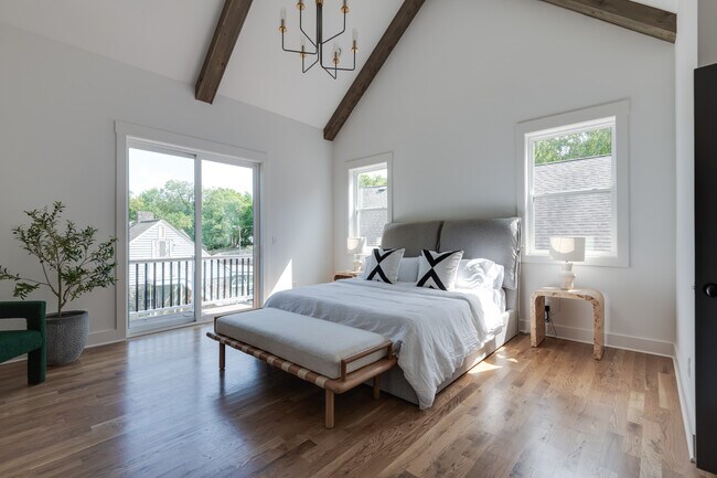 Building Photo - Cahal Ave Unit B