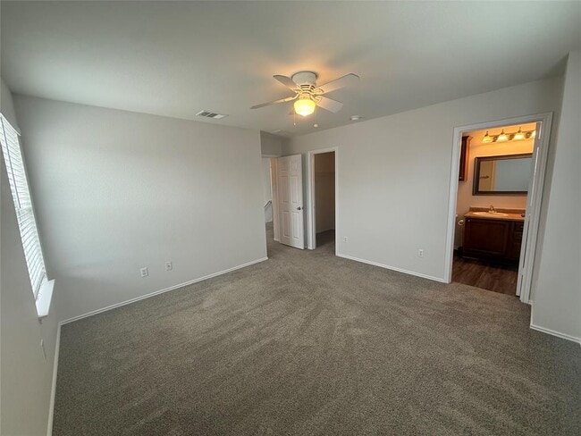 Building Photo - 408 N Cascades Ave