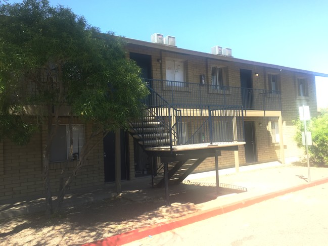 Building Photo - Mountain Springs Apartments