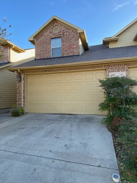 Building Photo - 118 Barrington Ln