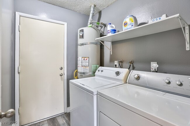 Building Photo - 533 Sheffield Dr