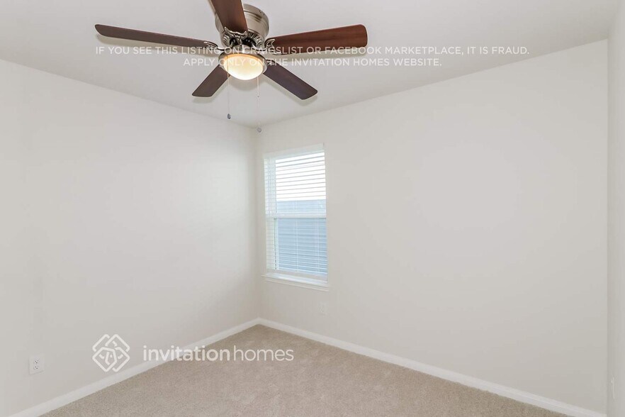 Building Photo - 8204 Sunberry Shadow Dr