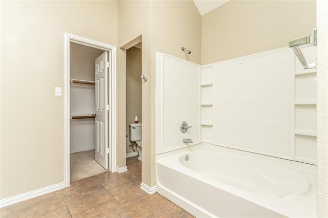 Building Photo - 112 Currie Ct