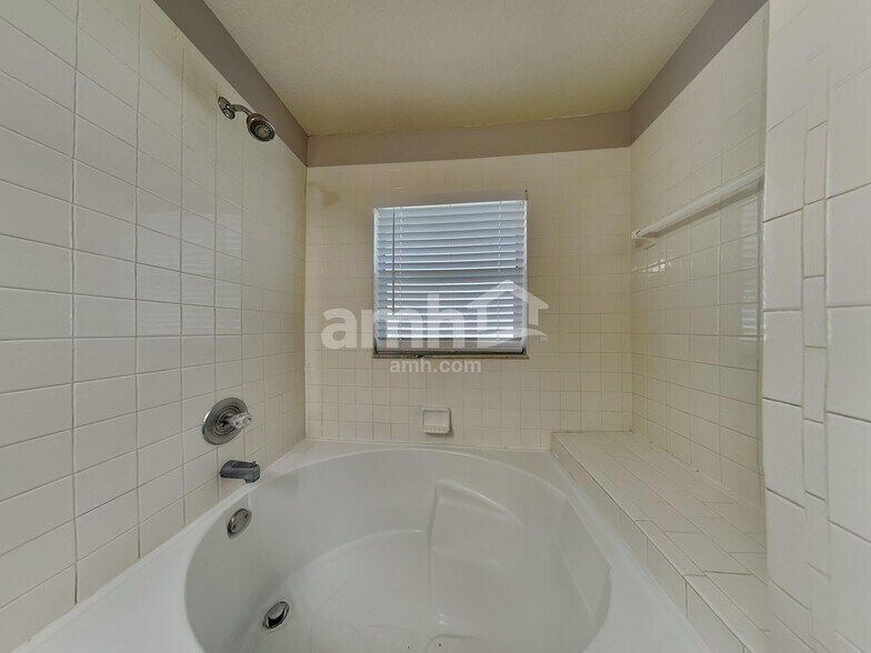 Building Photo - 139 N Cervidae Dr