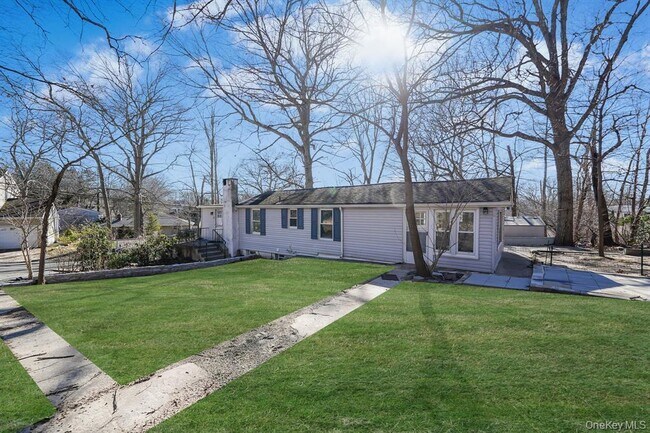 Building Photo - 7 Yucca Rd