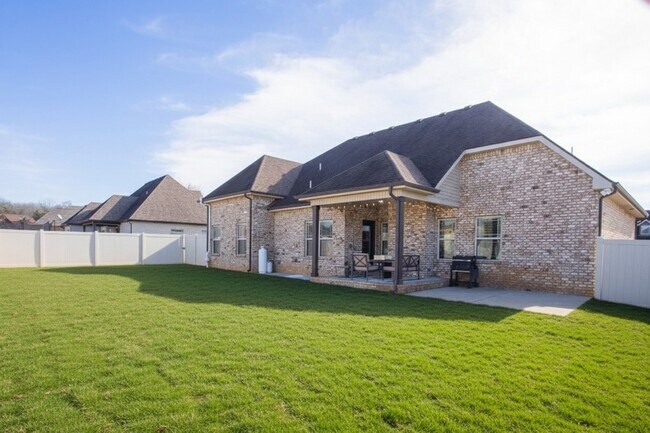 Building Photo - 221 Waldron View Dr
