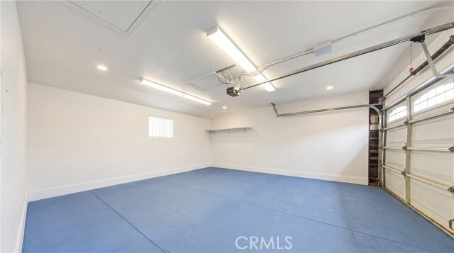 Building Photo - 927 Montecito Dr