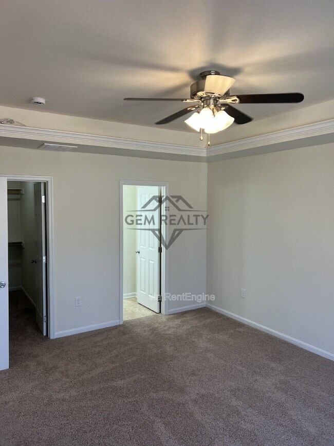 Building Photo - 8326 Quicks Way