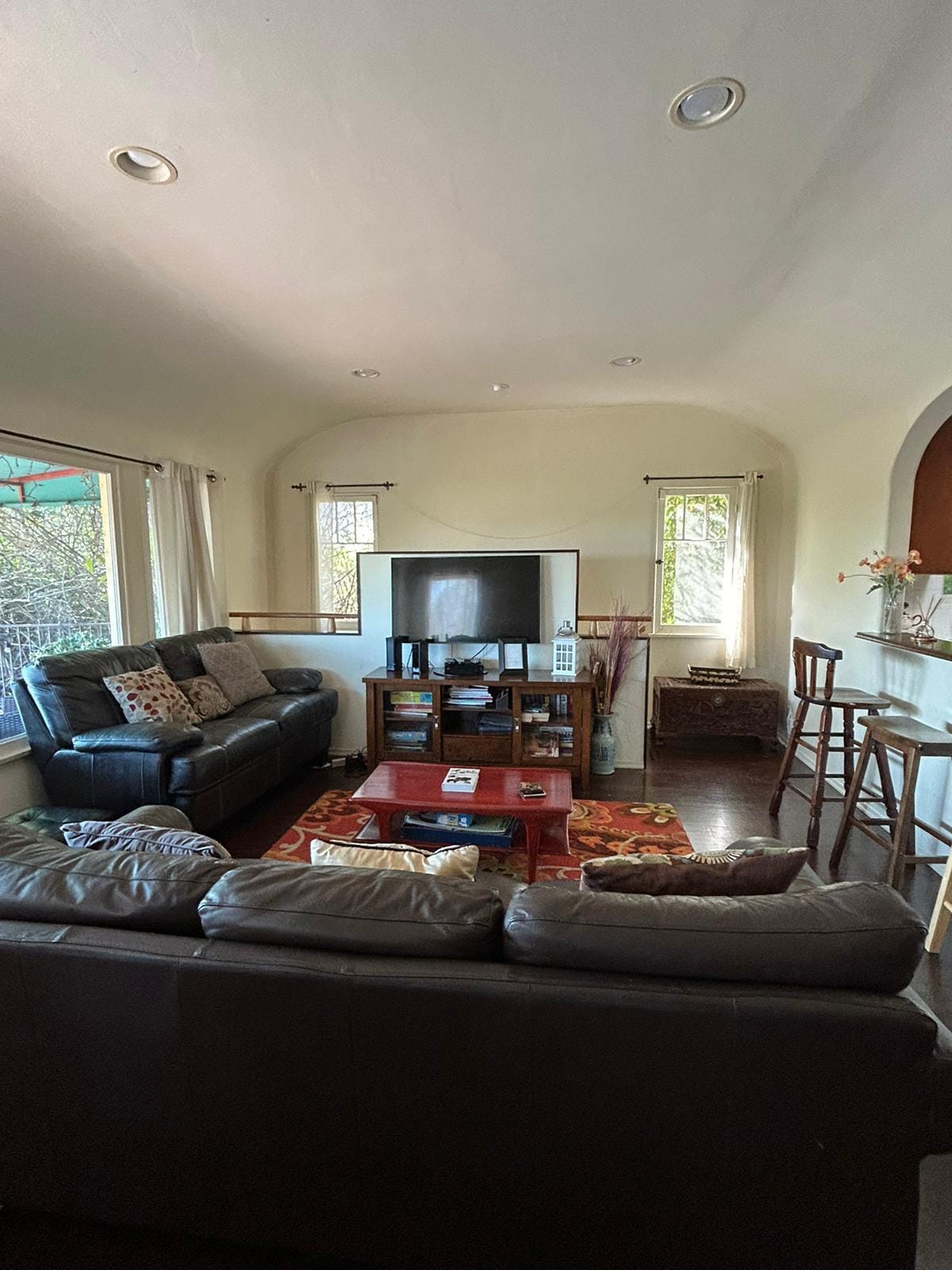 Building Photo - 212 3rd Ave