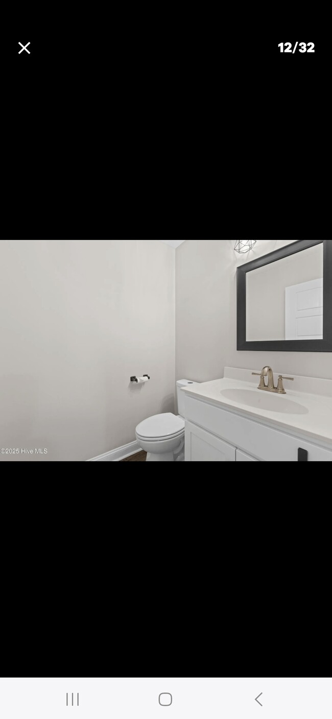 Building Photo - 606 Sonata Ct