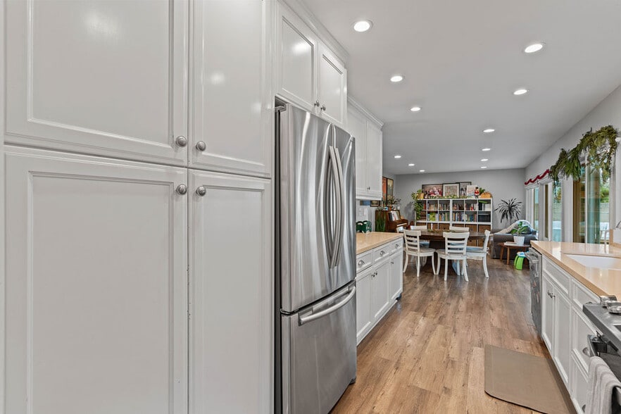 Building Photo - 7589 E Calle Durango