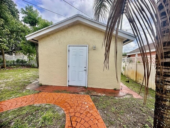 Building Photo - 1360 NW 132nd St