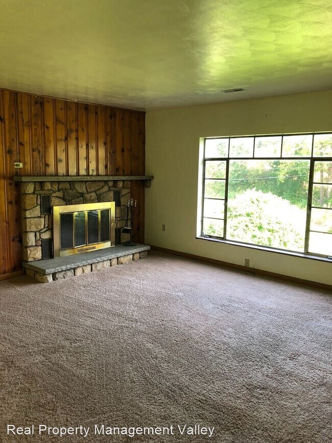 Building Photo - 2 br, 1 bath House - 8946 Teays Valley Road