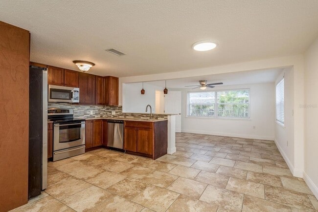 Building Photo - 4233 Belle Isle Ct