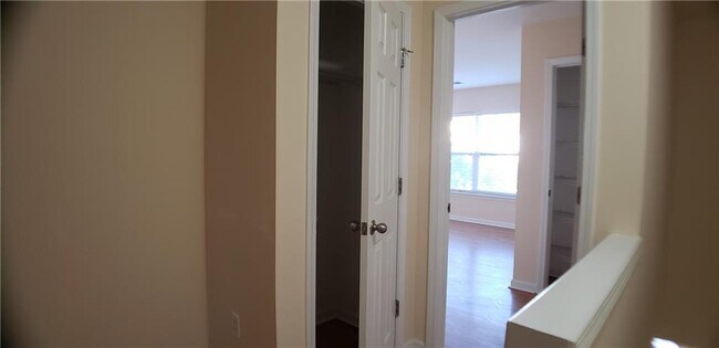 Building Photo - 795 Arbor Gate Ln