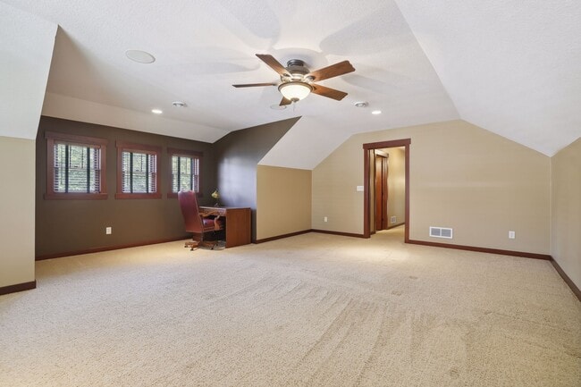 Building Photo - 14272 Grantaire Ln N