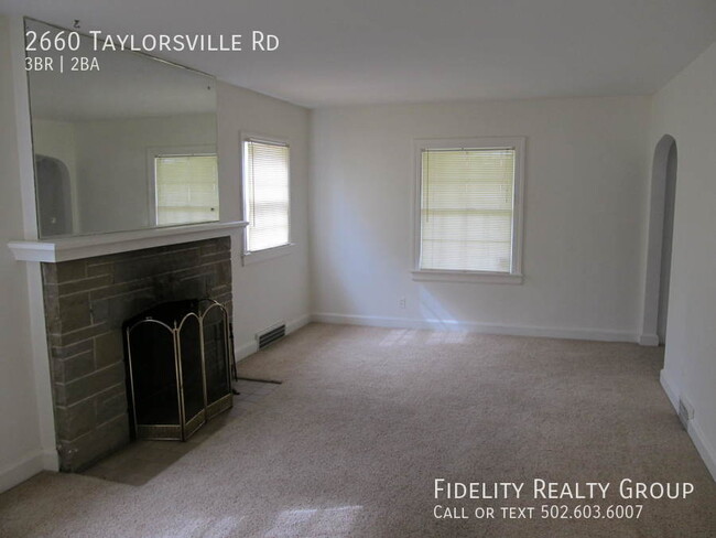 Building Photo - Kingsley -3BR 1.5 Baths, 2 Car Garage