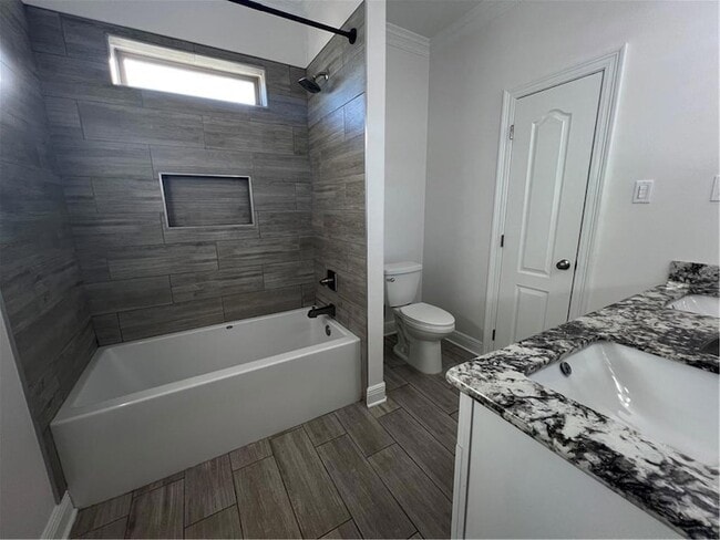 Building Photo - 2148 Pirate Dr