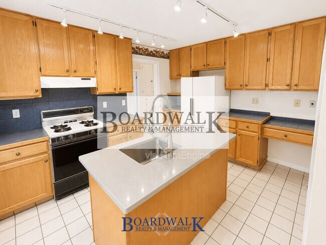 Building Photo - 738 S 1300 E