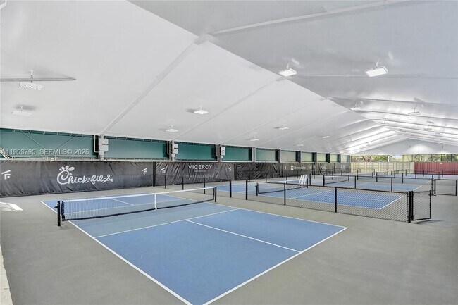 Building Photo - 920 SW 28th St