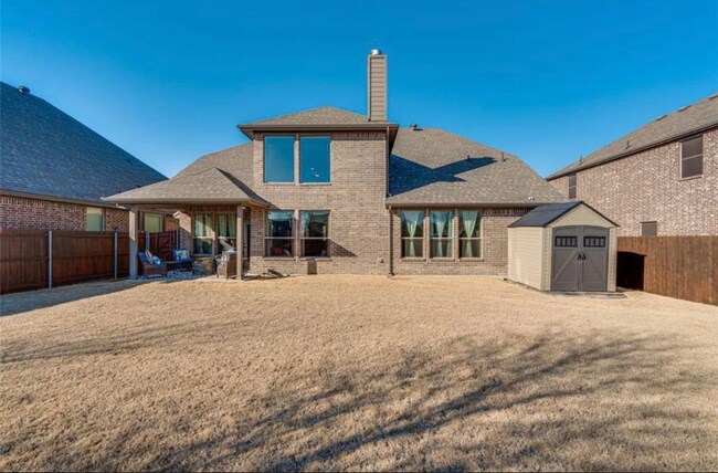 Building Photo - 404 S Hill Dr