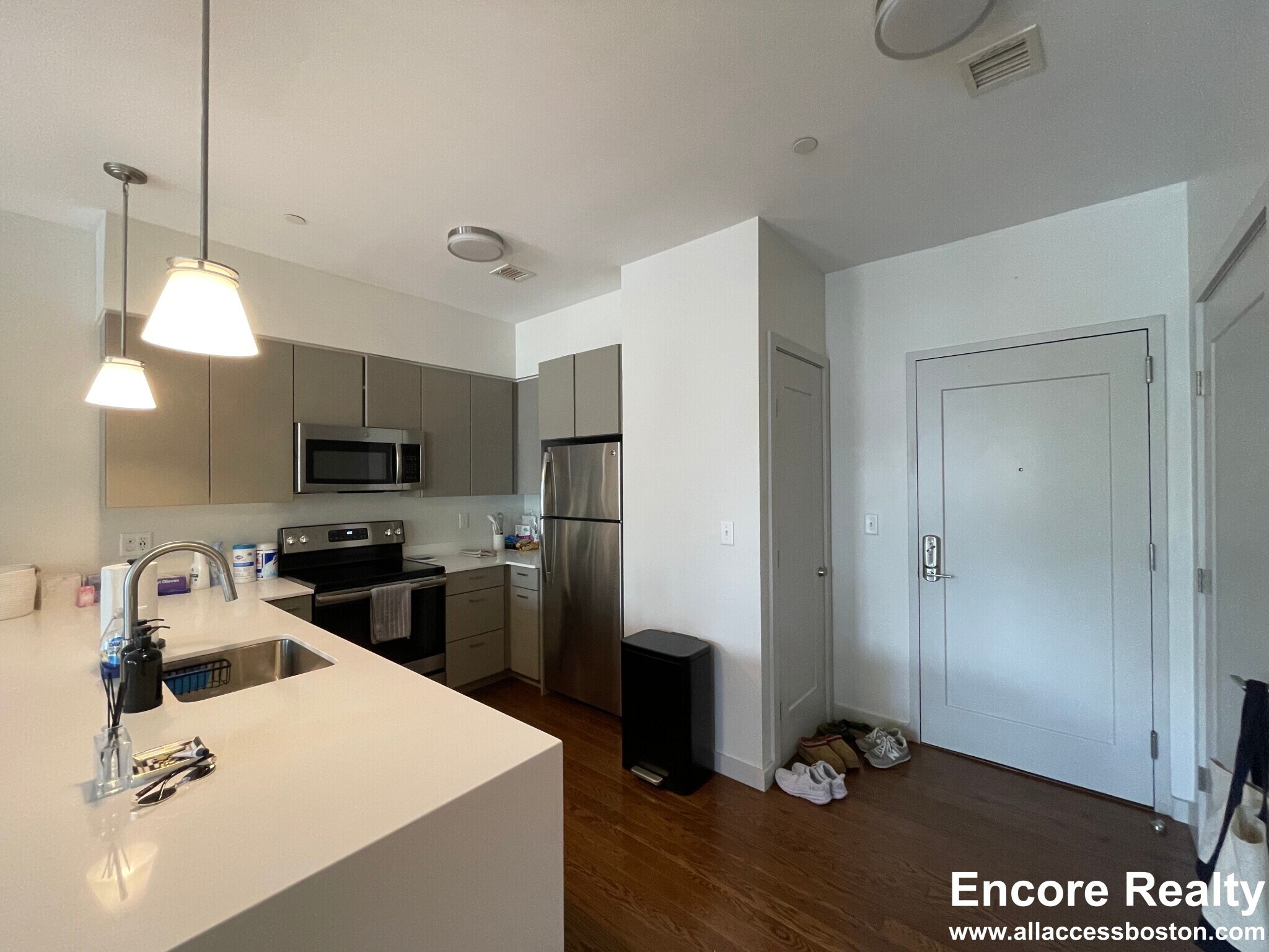 Building Photo - 455 Harvard St