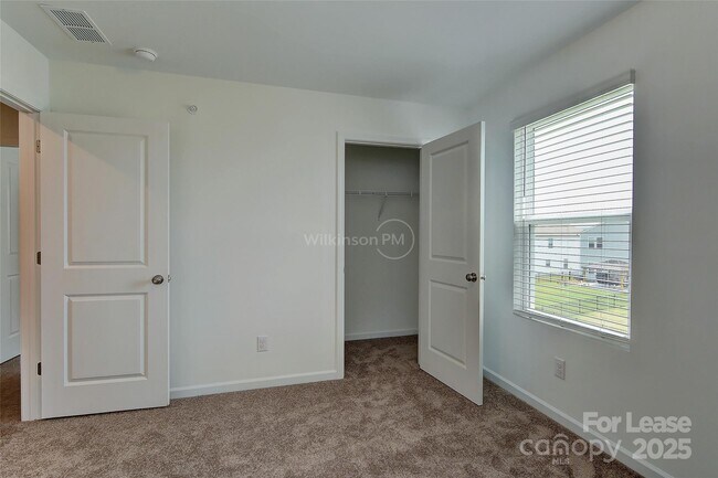 Building Photo - 1280 Maple Shade Rd SW