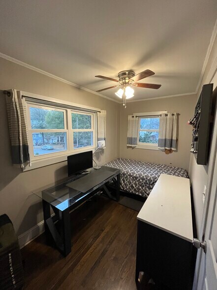 Building Photo - 1260 Francis St NW