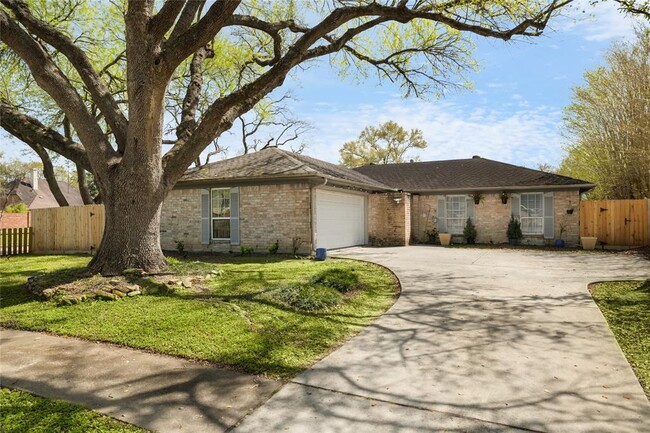 Building Photo - 16458 Brookford Dr