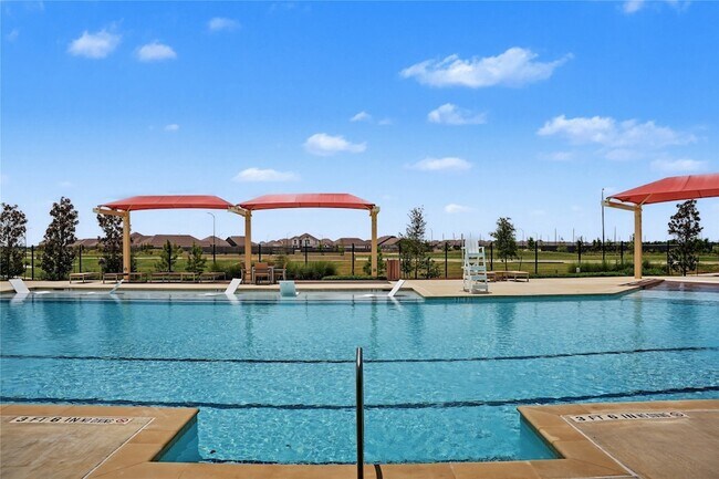 Building Photo - 16819 Spotted Oak Dr