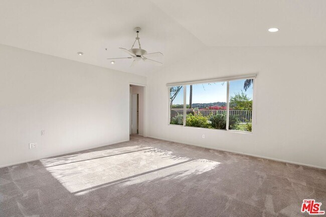 Building Photo - 24534 Stonegate Dr