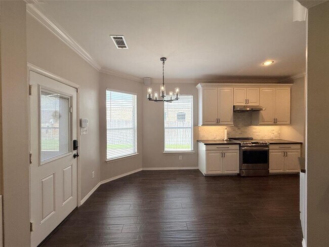 Building Photo - 6018 Gablestone Ln