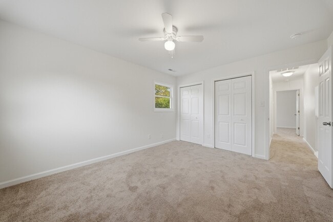 Building Photo - 313 Beacon Hill Ct