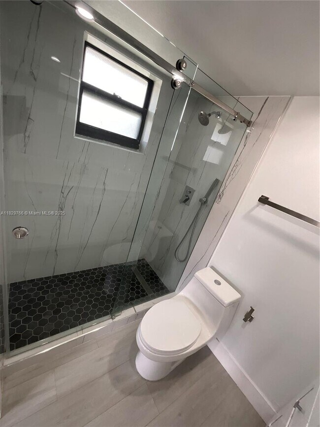 Building Photo - 2775 W 62nd St