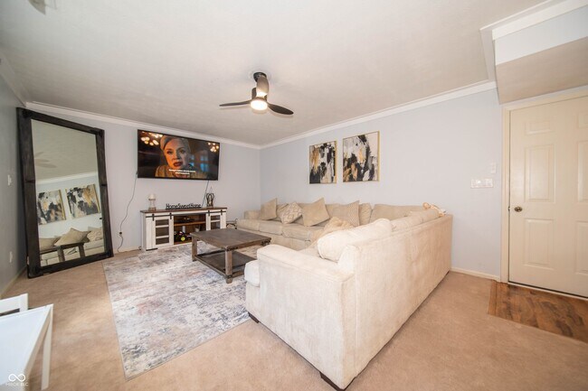 Building Photo - 9690 Barrhill Ct