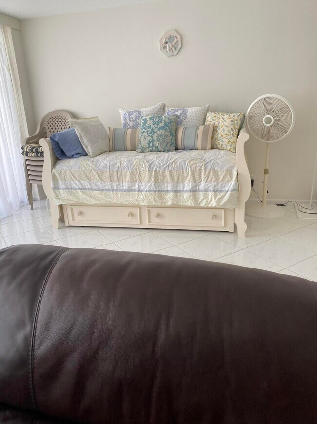 Building Photo - 3590 S Ocean Blvd