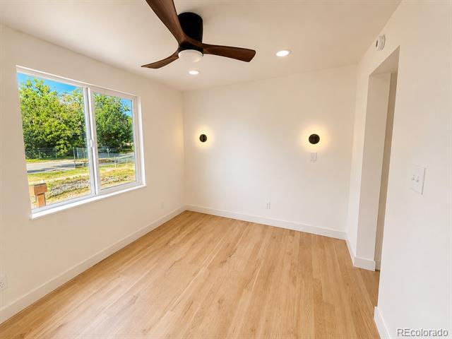 Building Photo - 3156 W 25th Ave