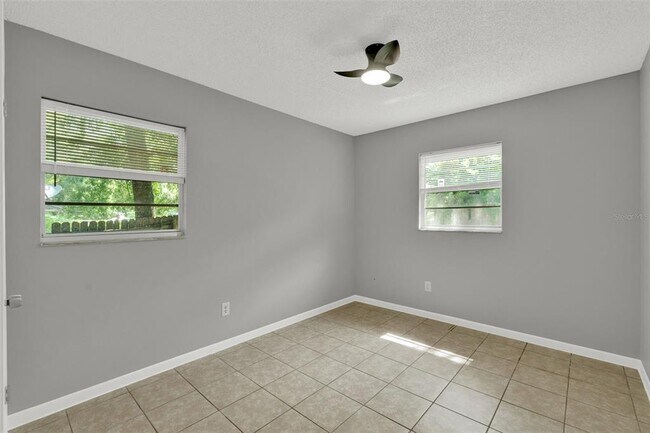 Building Photo - 3705 Rundo Dr