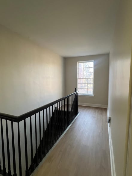 Building Photo - 676 Park Ave