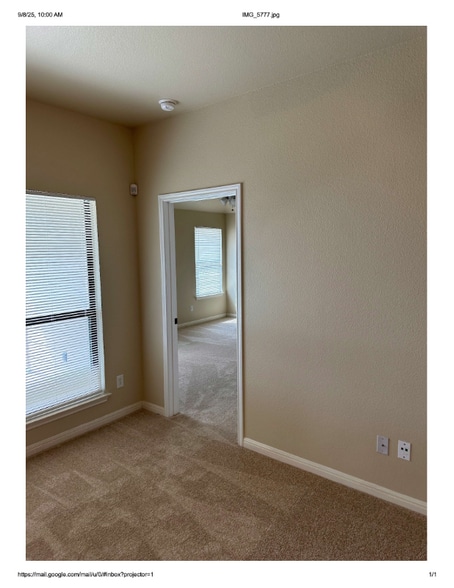 Building Photo - 1123 Blazewood Dr